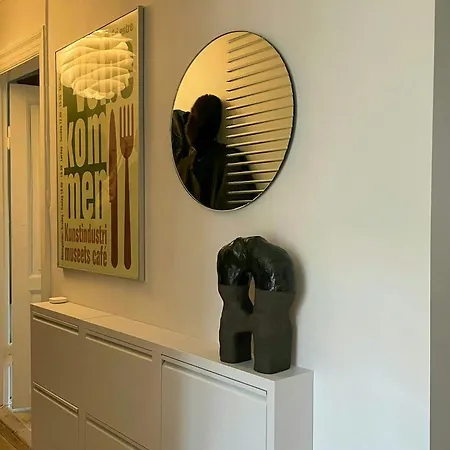 Penthouse With Balcony Near Botanical Garden شقة