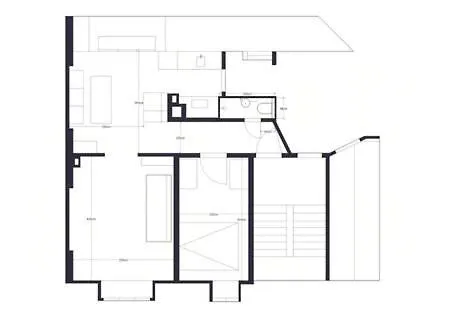Penthouse With Balcony Near Botanical Garden